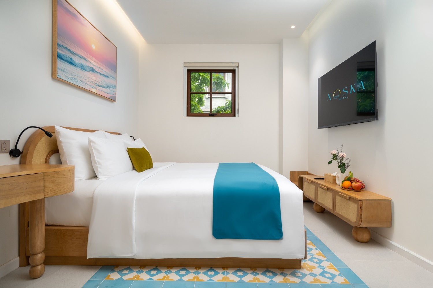 Deluxe Room - City View